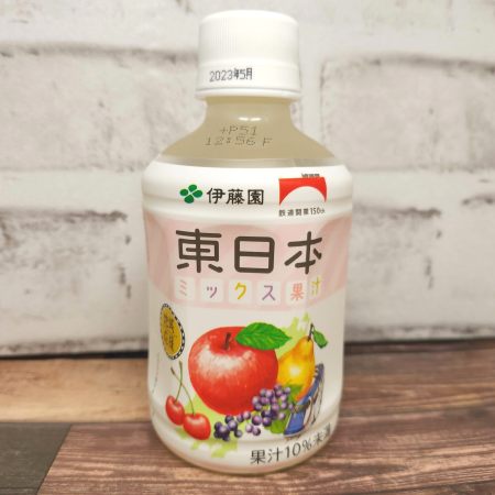 「伊藤園 東日本ミックス果汁」を正面からみた画像