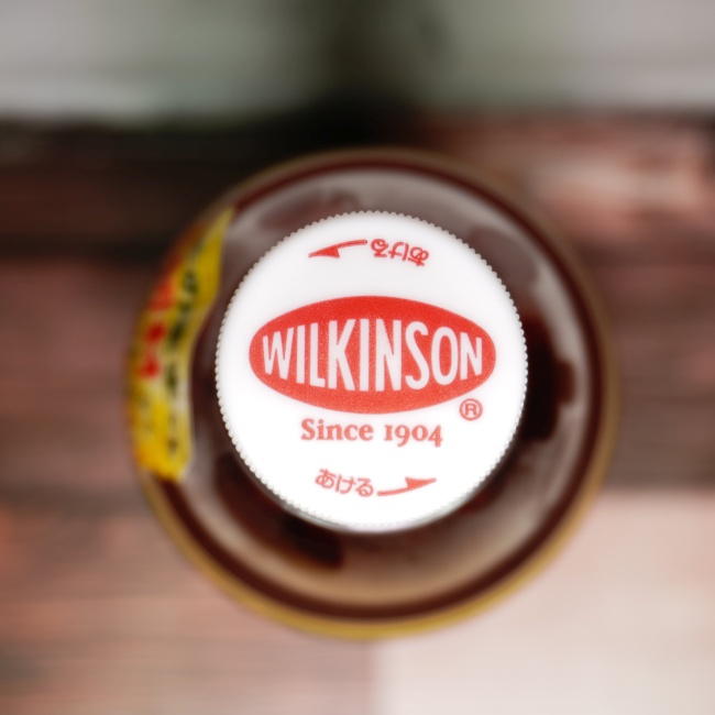 「ウィルキンソン ドライジンジャエール ペットボトル」のキャップ画像(写真)