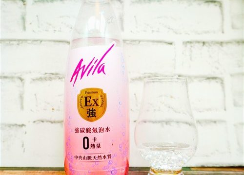 Avila Premium Ex 強 強碳酸氣泡水 の画像(写真)1