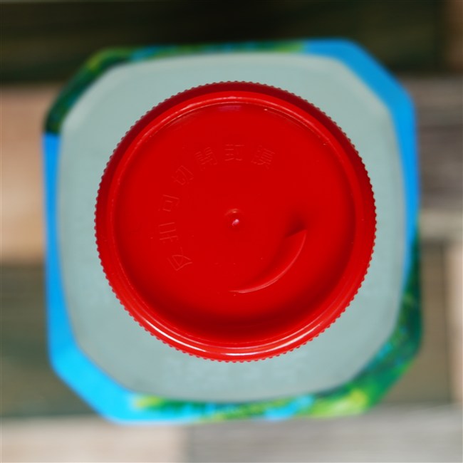 猛將 椰子水 COCONUT JUICE を上部から見た画像1