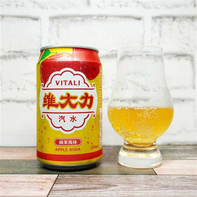 維大力 汽水 蘋果風味 APPLE SODA の味や見た目の画像(写真)1