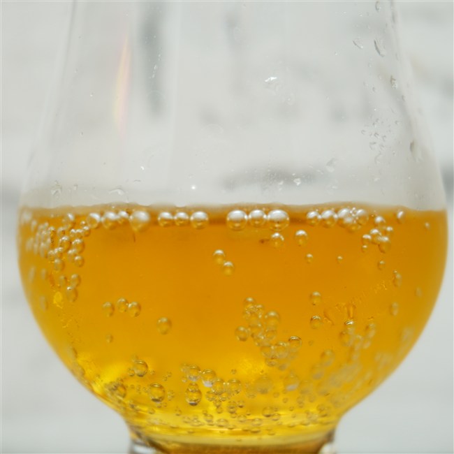 維大力 汽水 蘋果風味 APPLE SODA の味や見た目の画像(写真)2