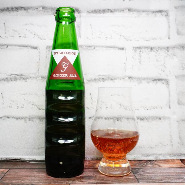 「ウィルキンソン ジンジャーエール辛口 リターナブル瓶」の味や見た目の画像(写真)1