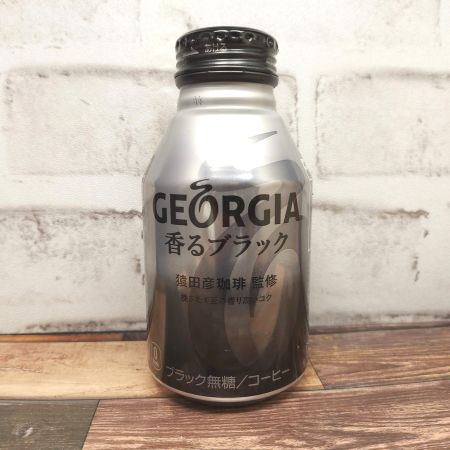 「ジョージア 香るブラック」を正面からみた画像