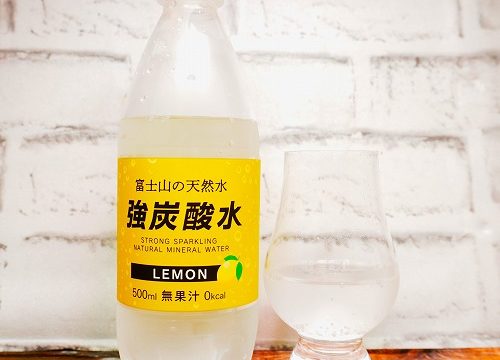 「友桝飲料 富士山の天然水 強炭酸水レモン」の画像