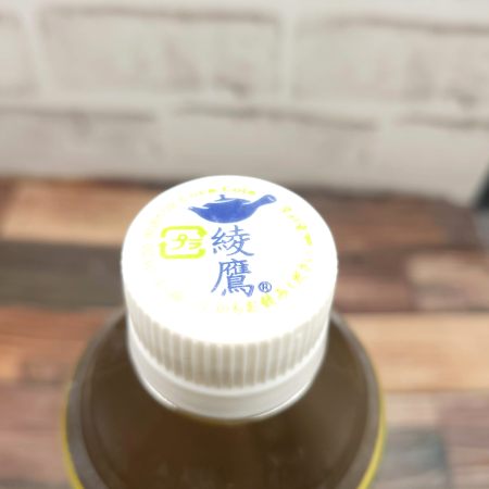 「綾鷹 濃い緑茶」のキャップ画像