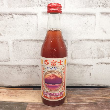 「木村飲料 赤富士サイダー」を正面からみた画像