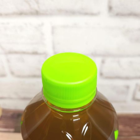 「茶裏王 日式無糖緑茶」のキャップ画像